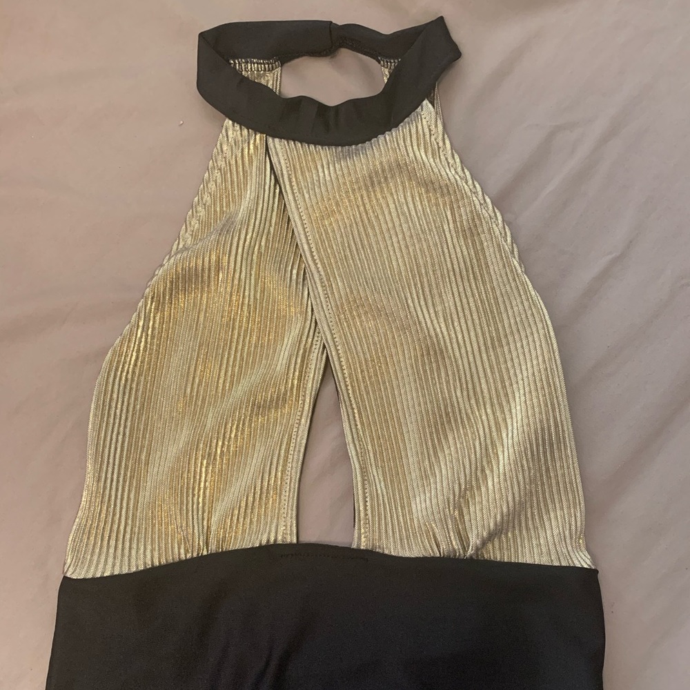 NEVER WORN Black & Gold Bodysuit ✨